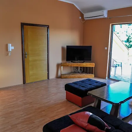 Apartment Selena *